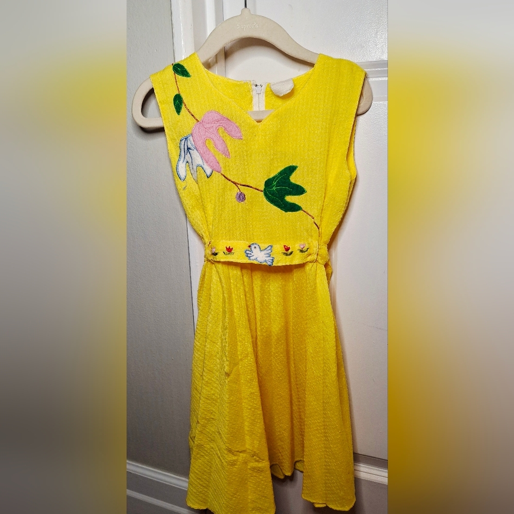 Vintage 80s 🕊🌷Beautiful Embroidered Dress (3T/4T)